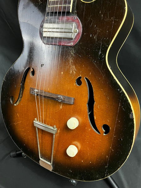 Vintage 1958 Silvertone (Harmony) H61 Hollowbody Electric Guitar Sunburst w/ Case