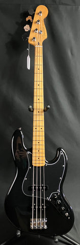 Fender Player II Jazz Bass 4-String Bass Guitar Gloss Black Finish (156)