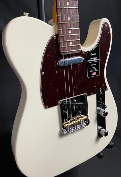 Fender American Professional II Telecaster Electric Guitar Olympic White w/ OHSC