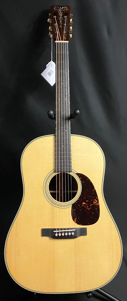 Martin Custom HD-28 12-Fret Wild Grain Rosewood Dreadnought Acoustic Guitar Vintage Natural