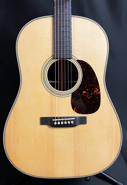 Martin Custom HD-28 12-Fret Wild Grain Rosewood Dreadnought Acoustic Guitar Vintage Natural