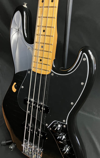 Fender Player II Jazz Bass 4-String Bass Guitar Gloss Black Finish (814)