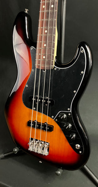 Fender American Performer Jazz Bass 4-String Bass Guitar 3-Tone Sunburst w/ Gig Bag