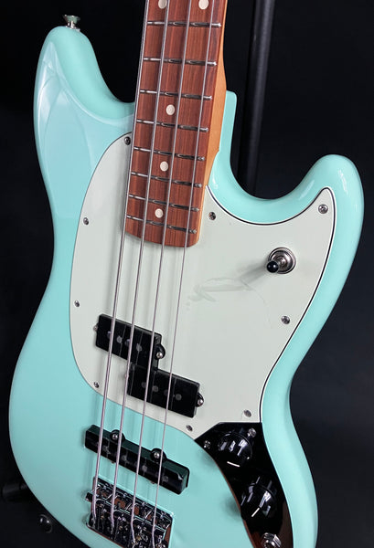 Fender Limited Edition Player Mustang Bass PJ 4-String Bass Guitar Surf Green