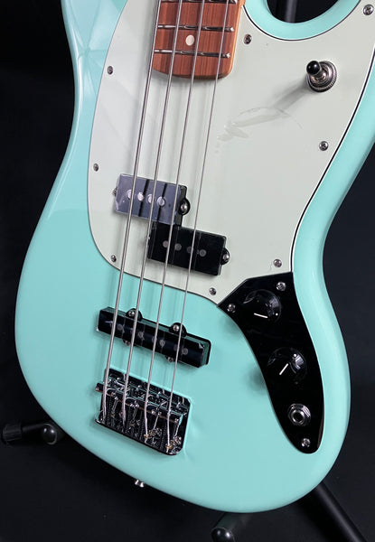 Fender Limited Edition Player Mustang Bass PJ 4-String Bass Guitar Surf Green