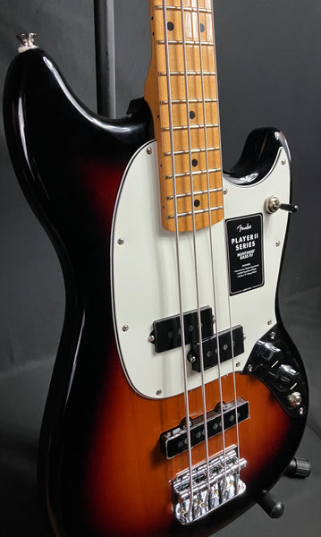 Fender Player II Mustang Bass PJ 4-String Bass Guitar 3-Tone Sunburst