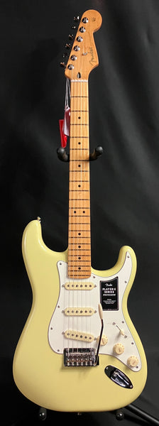 Fender Player II Stratocaster Electric Guitar Hialeah Yellow Finish