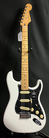 Fender Player II Stratocaster Electric Guitar Polar White Finish