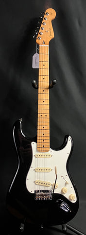 Fender Player II Stratocaster Electric Guitar Gloss Black Finish