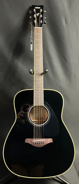 Yamaha FG-TA TransAcoustic Dreadnought Acoustic-Electric Guitar Gloss Black Finish