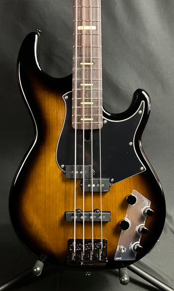 Yamaha BB734A Broad Bass 4-String Bass Guitar Dark Coffee Sunburst w/ Gig Bag (103)