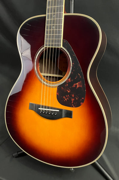 Yamaha LS16BS ARE Concert Acoustic-Electric Guitar Brown Sunburst Finish w/ Soft Case