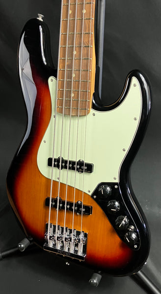 Fender Player Plus Active Jazz Bass V 5-String Bass Guitar 3-Tone Sunburst w/ Gig Bag