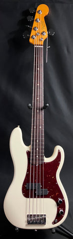 Fender American Professional II Precision Bass V 5-String Bass Guitar Olympic White w/ OHSC