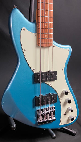 Fender Player Plus Active Meteora Bass 4-String Bass Guitar Opal Spark Finish w/ Gig Bag