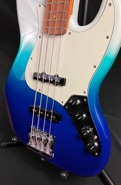 Fender Player Plus Active Jazz Bass 4-String Bass Guitar Belair Blue Finish w/ Gig Bag