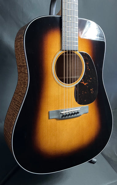 Martin Custom D-18 Quilted Pommele Sapele Dreadnought Acoustic Guitar 1935 Sunburst w/ Case