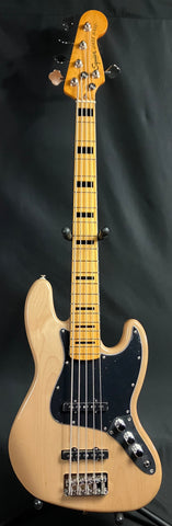 Squier Classic Vibe 70's Jazz Bass V 5-String Bass Guitar Gloss Natural Finish