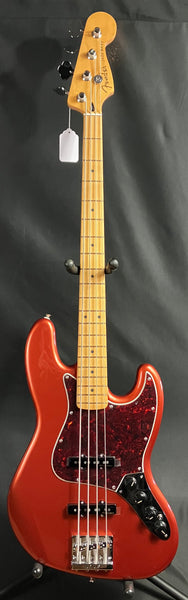 Fender Player Plus Active Jazz Bass 4-String Bass Guitar Aged Candy Apple Red w/ Gig Bag