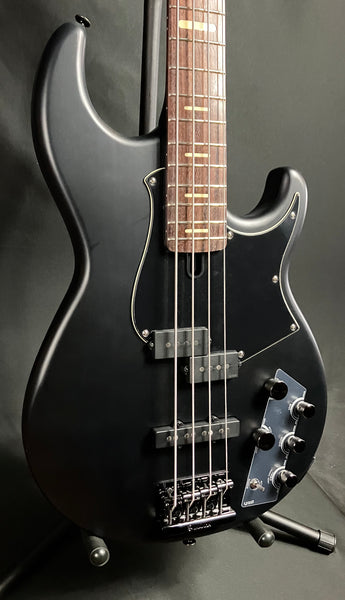 Yamaha BB734A Broad Bass 4-String Bass Guitar Translucent Matte Black w/ Gig Bag (052)