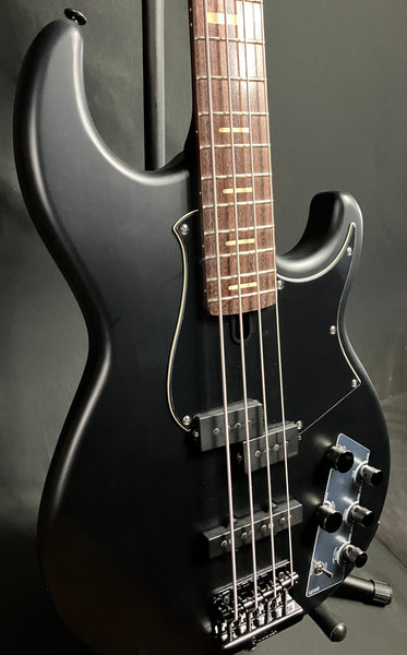 Yamaha BB734A Broad Bass 4-String Bass Guitar Translucent Matte Black w/ Gig Bag (052)