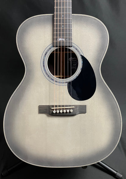 Martin OMJM John Mayer 20th Anniversary Acoustic-Electric Guitar Platinum Gray Burst w/ Case